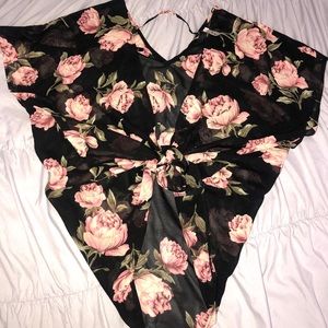 Black kimono with pink roses